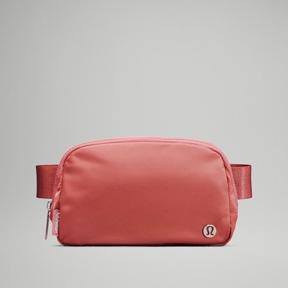 lululemon athletica Handbags - Lululemon Briar Rose Pink Everywhere Belt Bag Extended Strap
